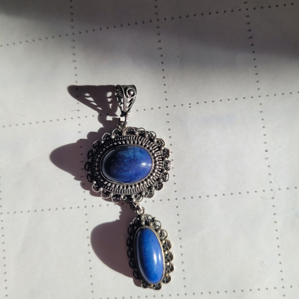 Vintage sterling silver double-drop pendant oval lapis lazuli